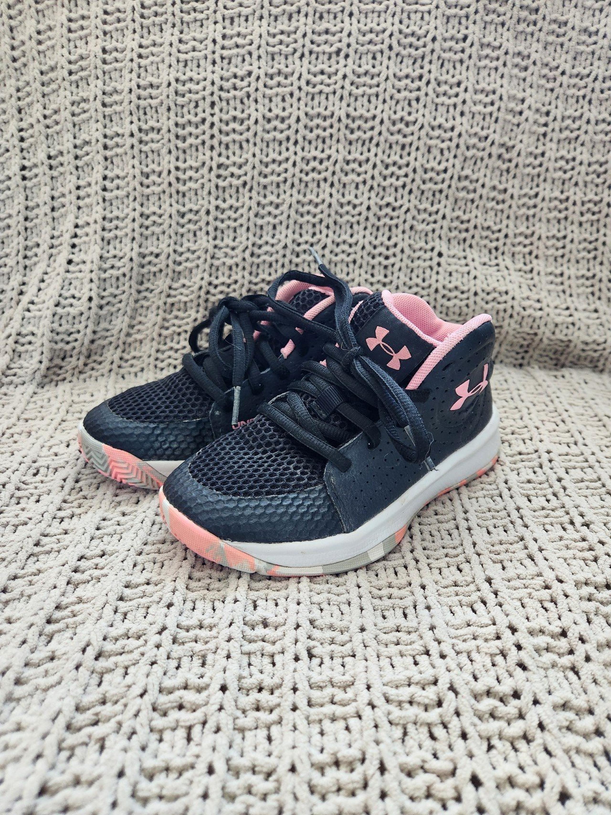 girls Under Armour shoes