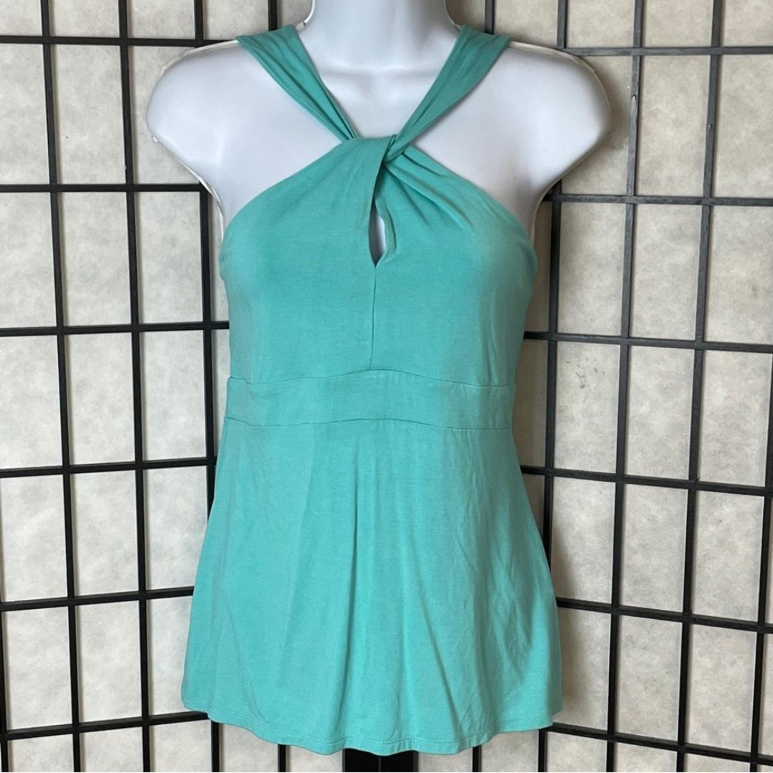 Boston proper ladies, tank top size medium (NWT)