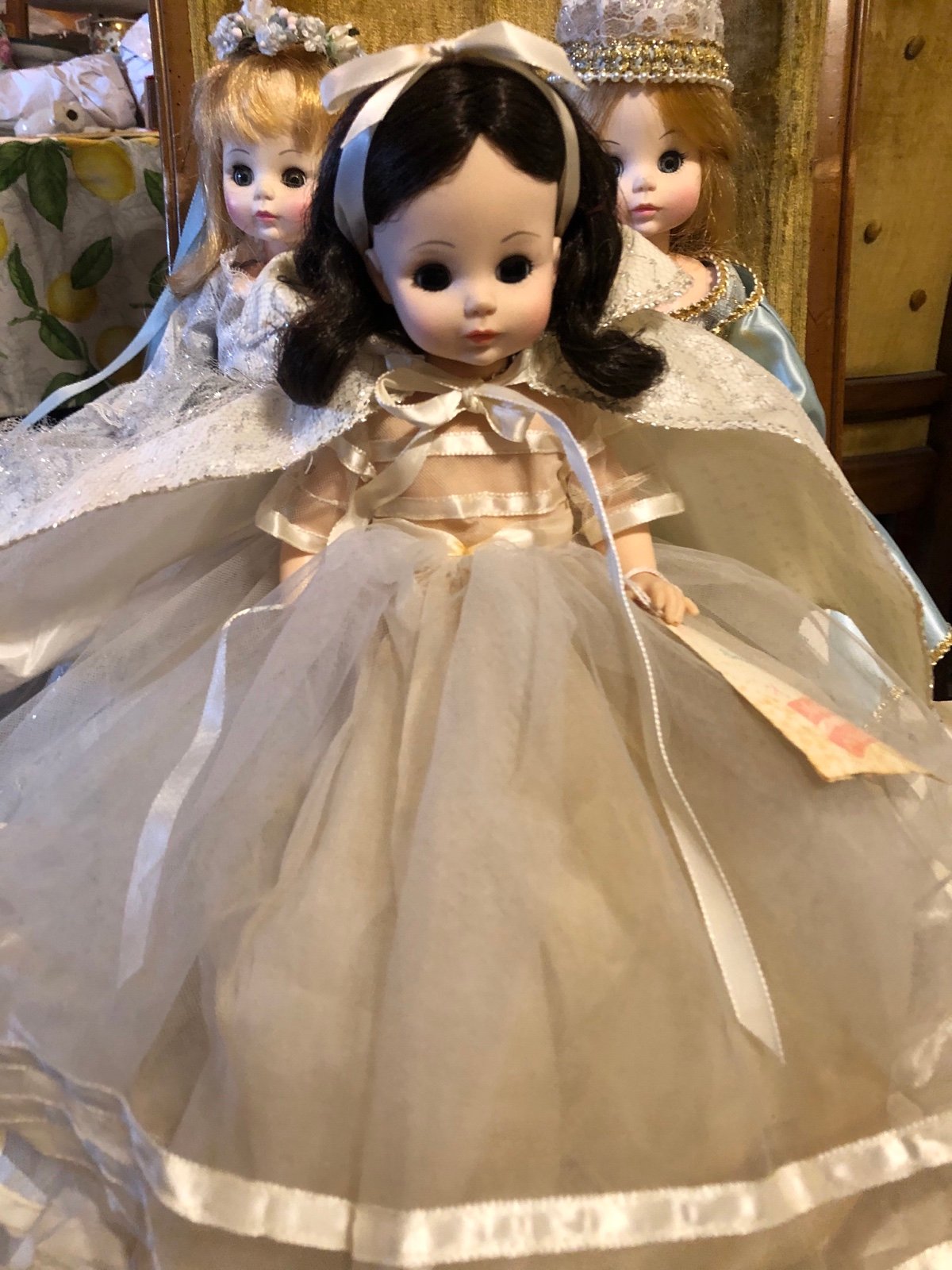 Vintage 14 inch Madame Alexander Snow White,sleeping beauty doll