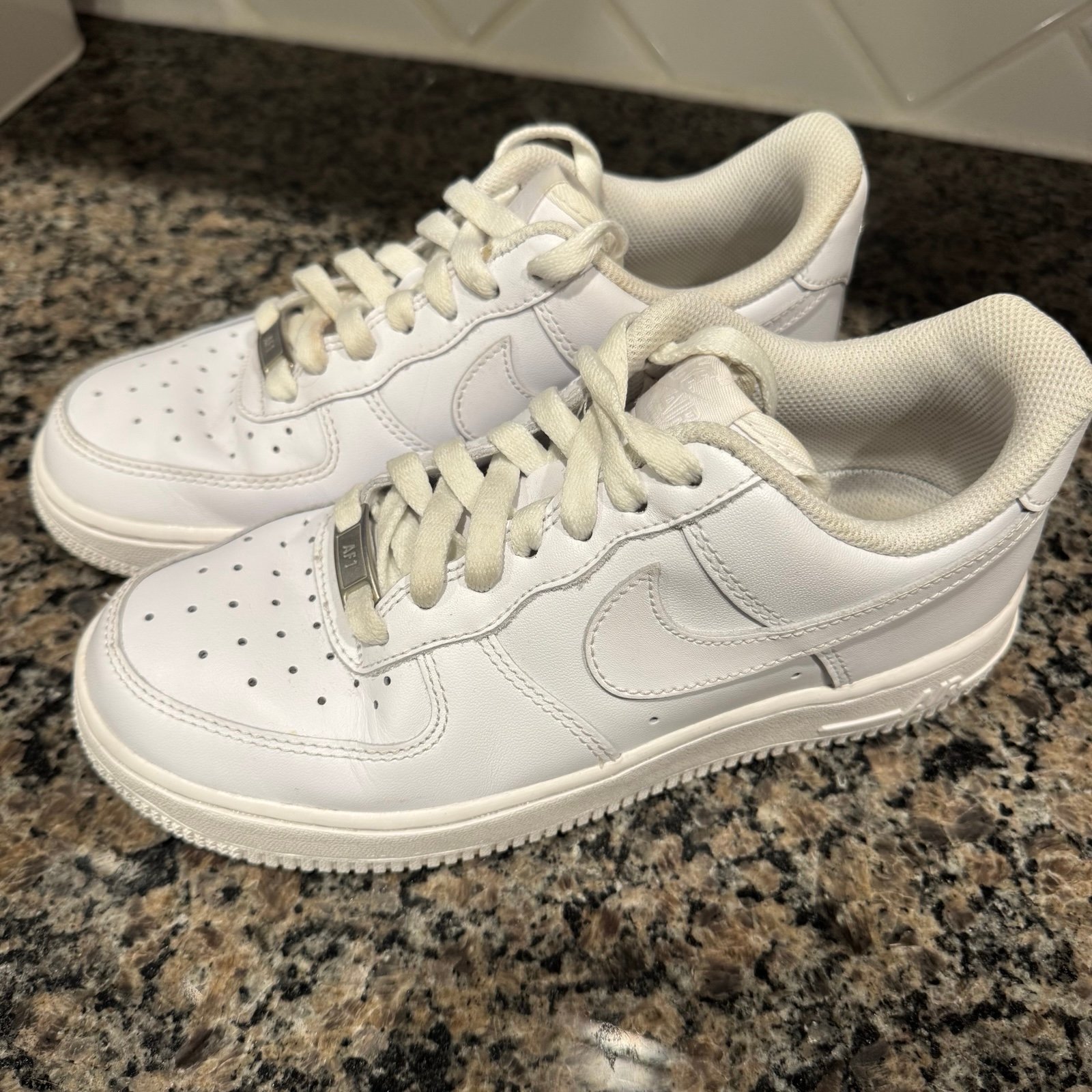 Nike Air Force 1 Low White Size US 6.5 Excellent Condition