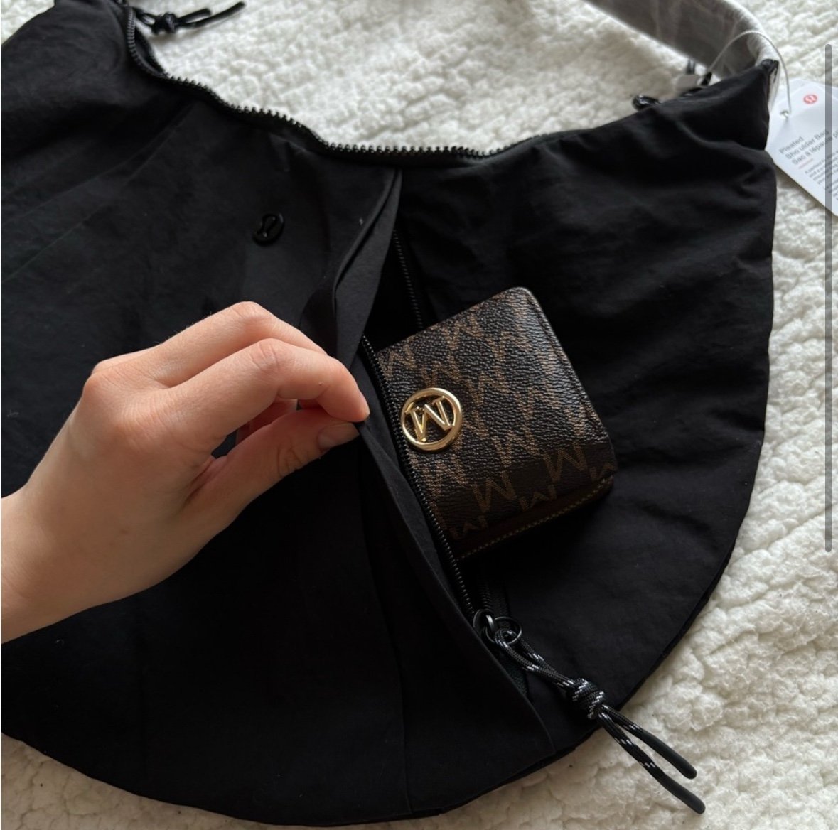NWT Lululemon Pleated Shoulder Bag 10L