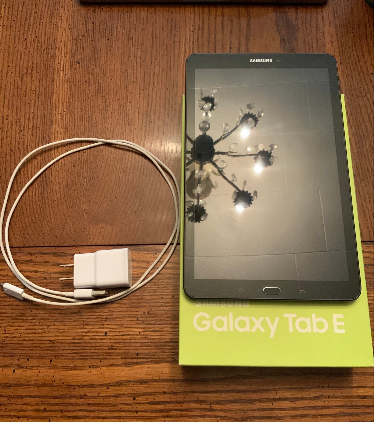 Samsung Galaxy Tab E 16GB (WiFi Only)