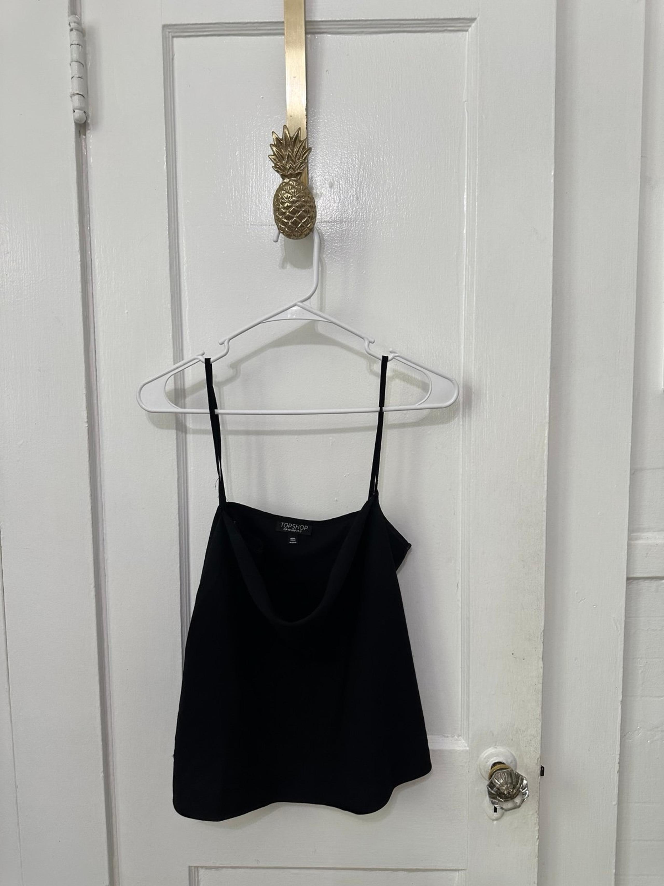 Topshop women’s size 8 black tank top