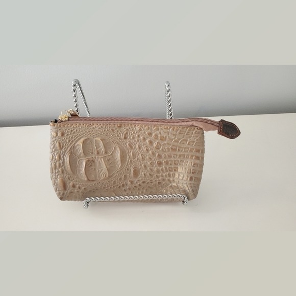 Madi Claire Taupe Croc Leather Change Pu