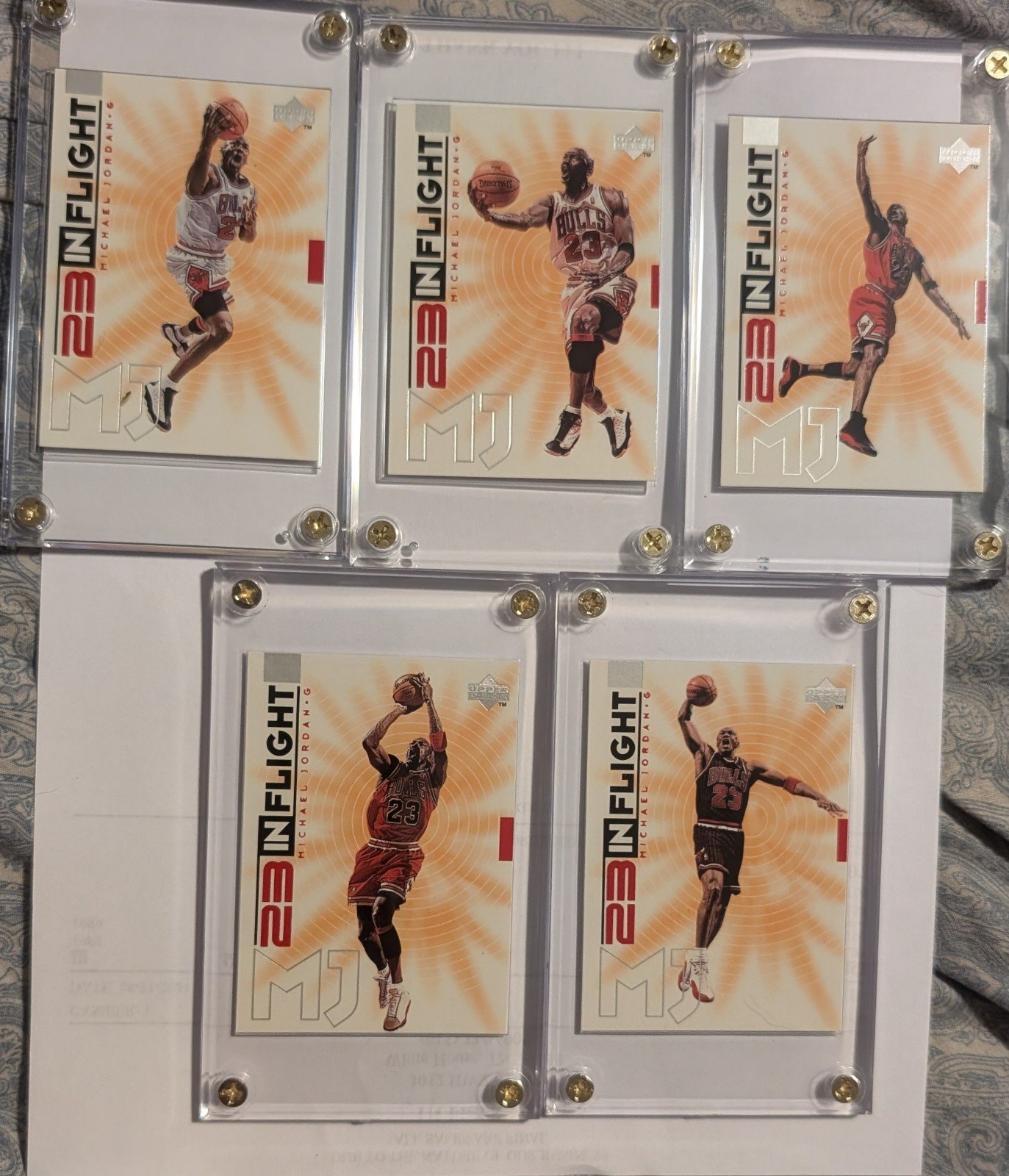 5 Michael Jordan collection Cards