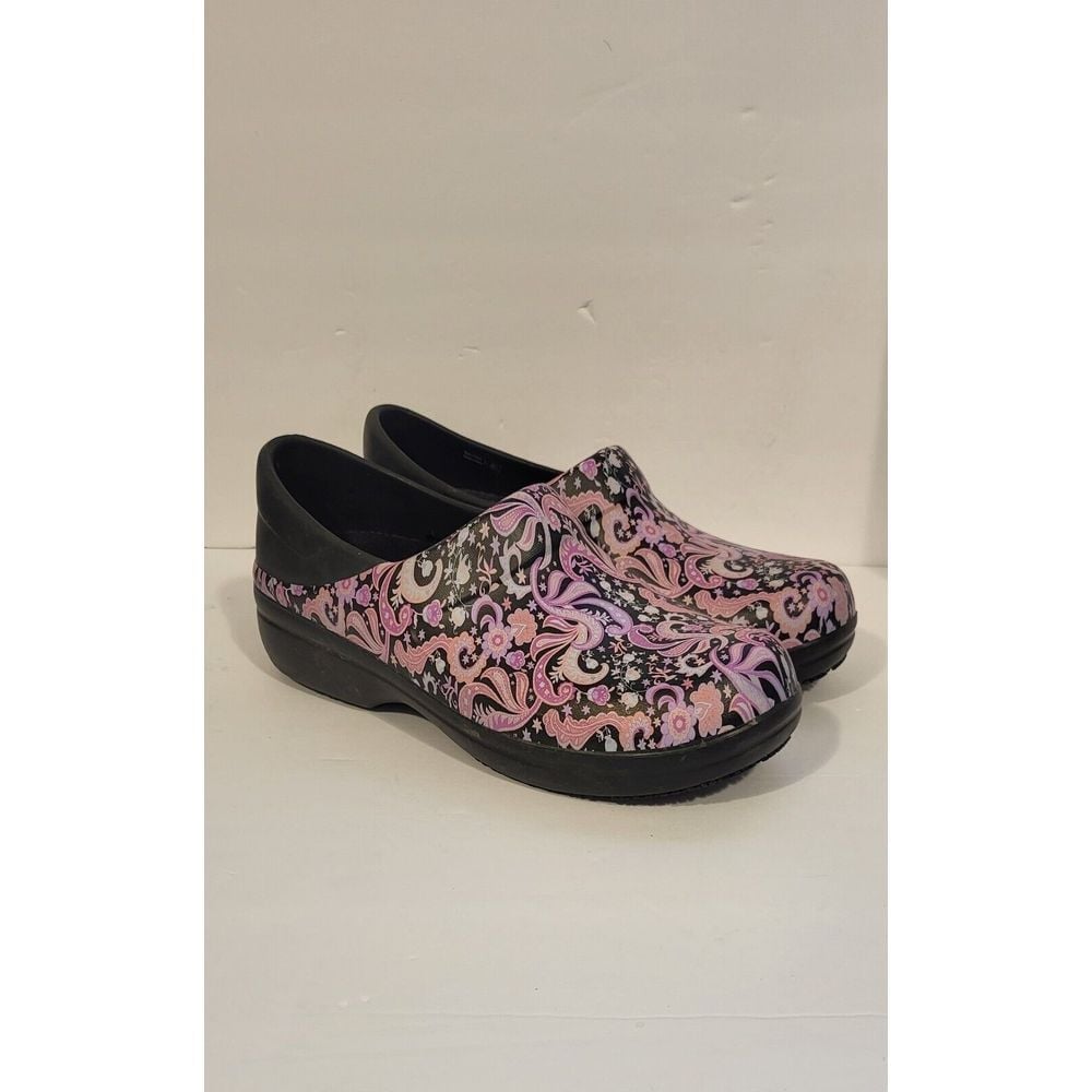 Crocs Womens Duel Comfort At Work Neria Pro II Graphic Slip Resistant Clog Sz 10