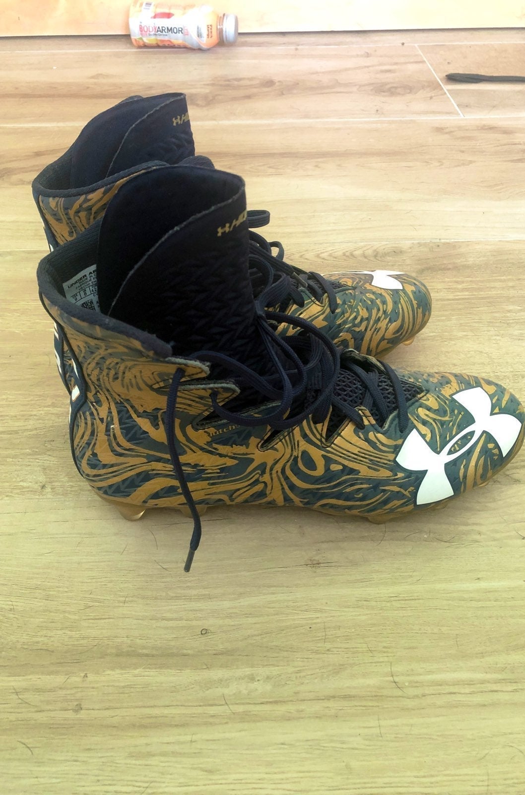 under armour football cleats