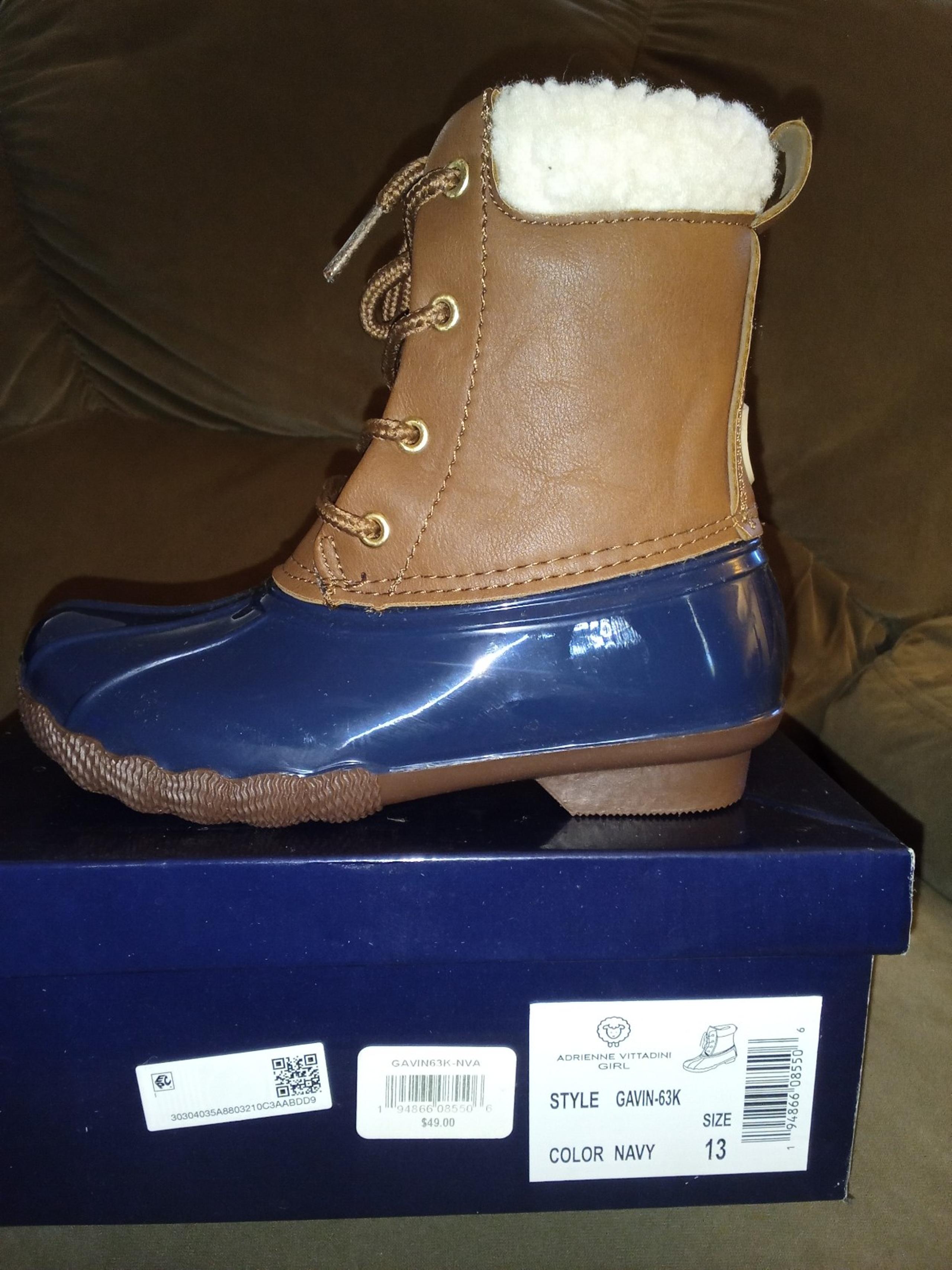 Girls duck boots