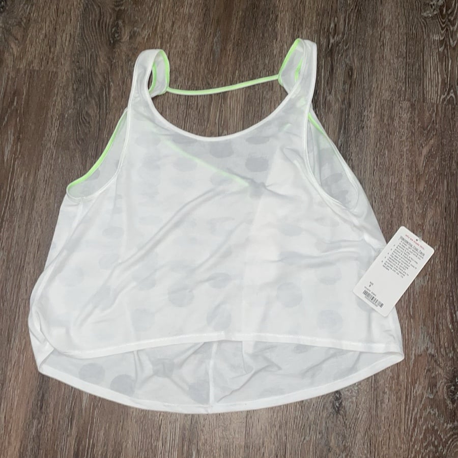 NWT Lululemon Wandering Yogi Tank. Size 8 **Rare to find in new condition**