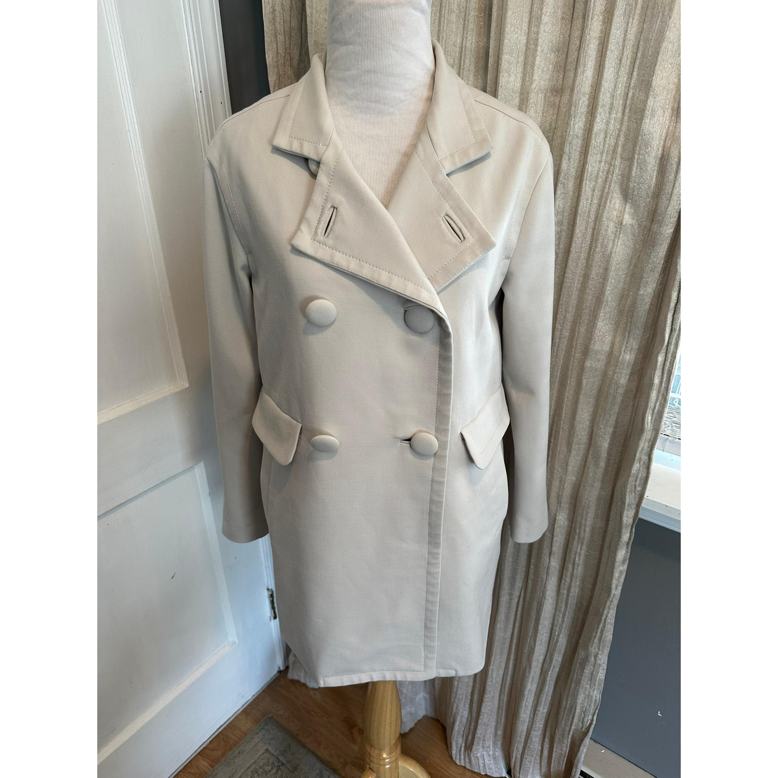 2P Talbot beige peacoat