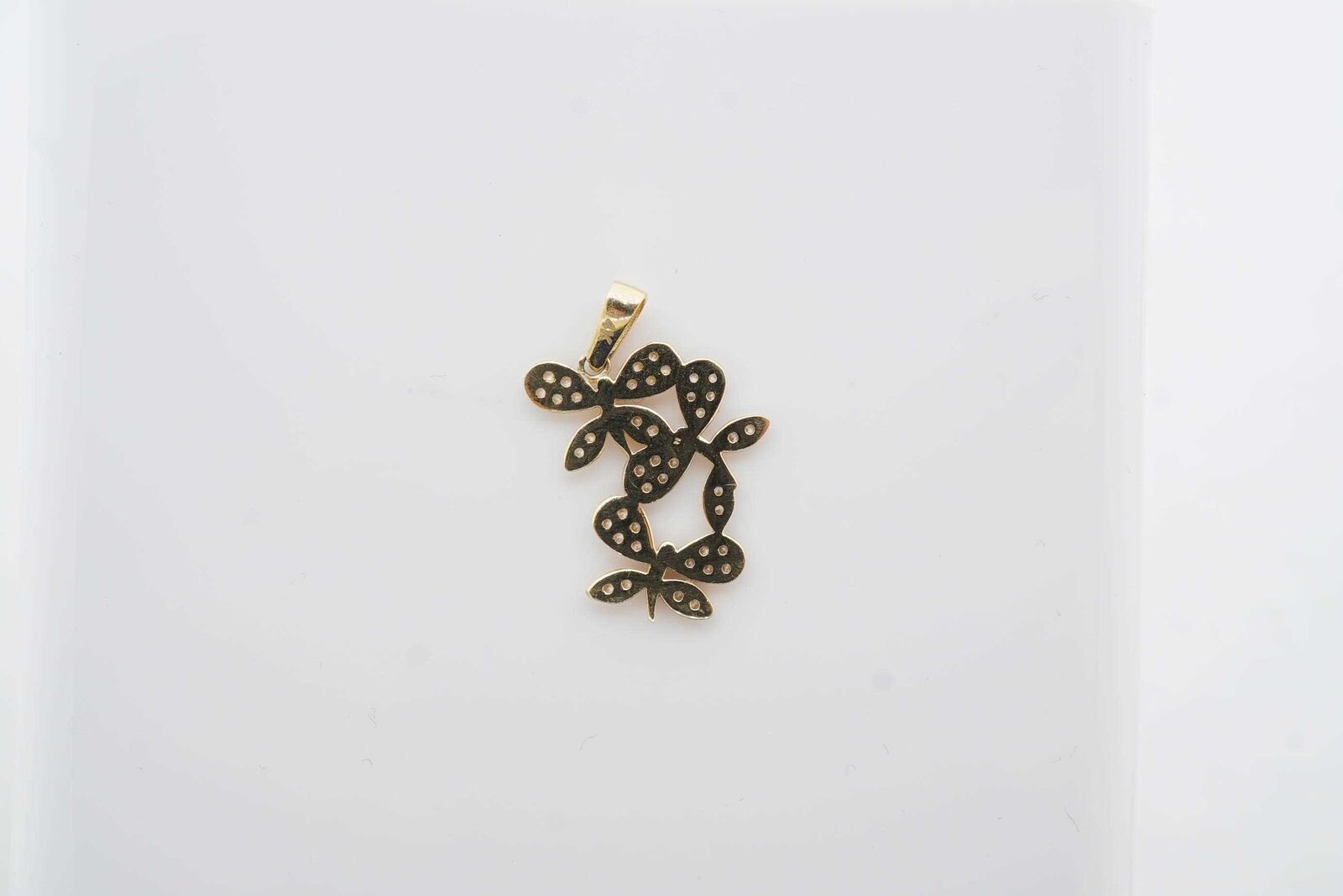 14k Yellow Gold Estate Pendant with | Fine Jewelry Appraised at 500