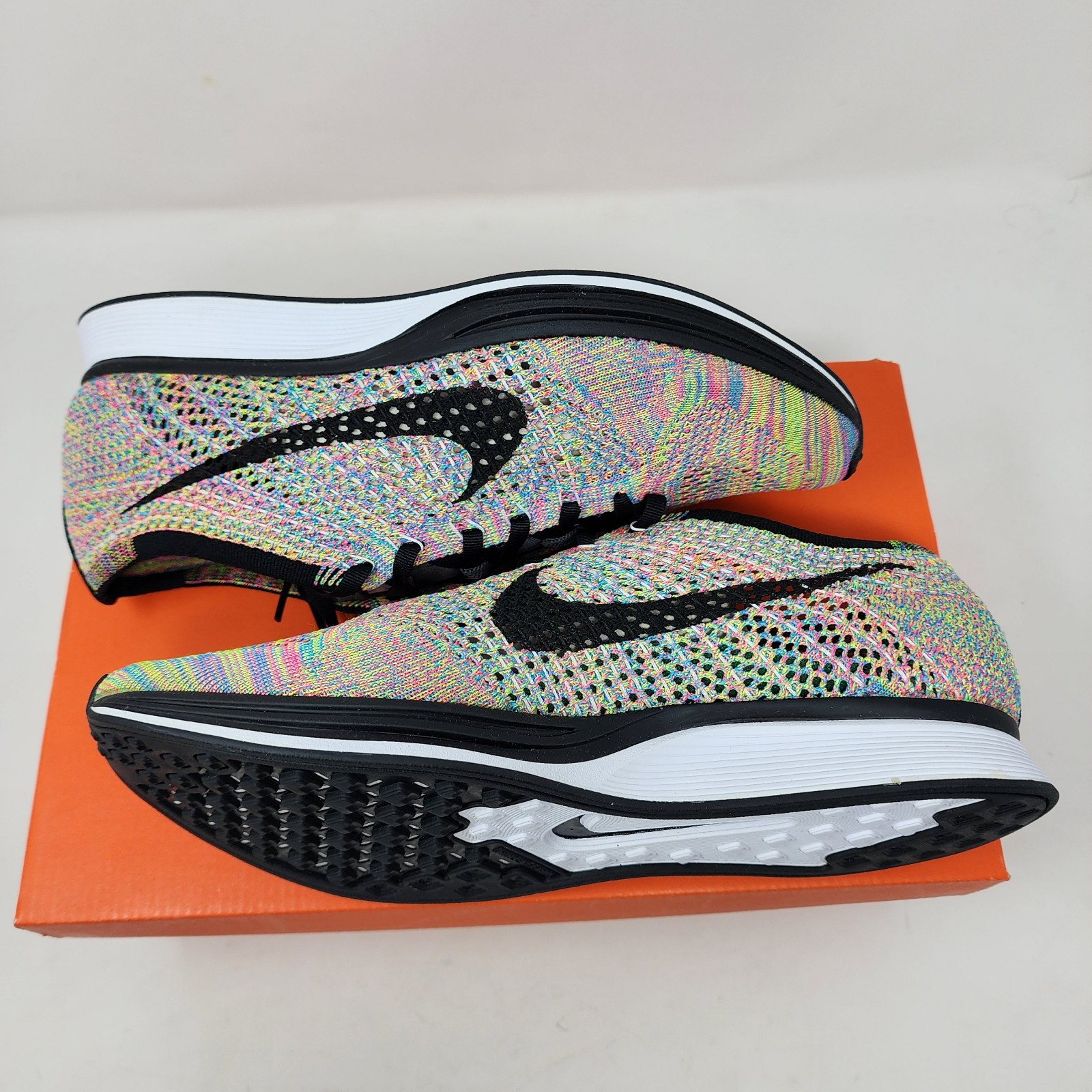 Nike Flyknit Racer Multicolor MC Rainbow Men's 10 2016 526628-004 NEW NIB DS