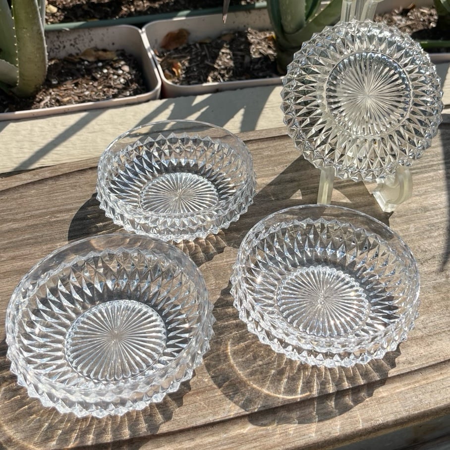 Vintage Indiana Glass Diamond Point Dessert/Berry Bowls ~ Set of 4