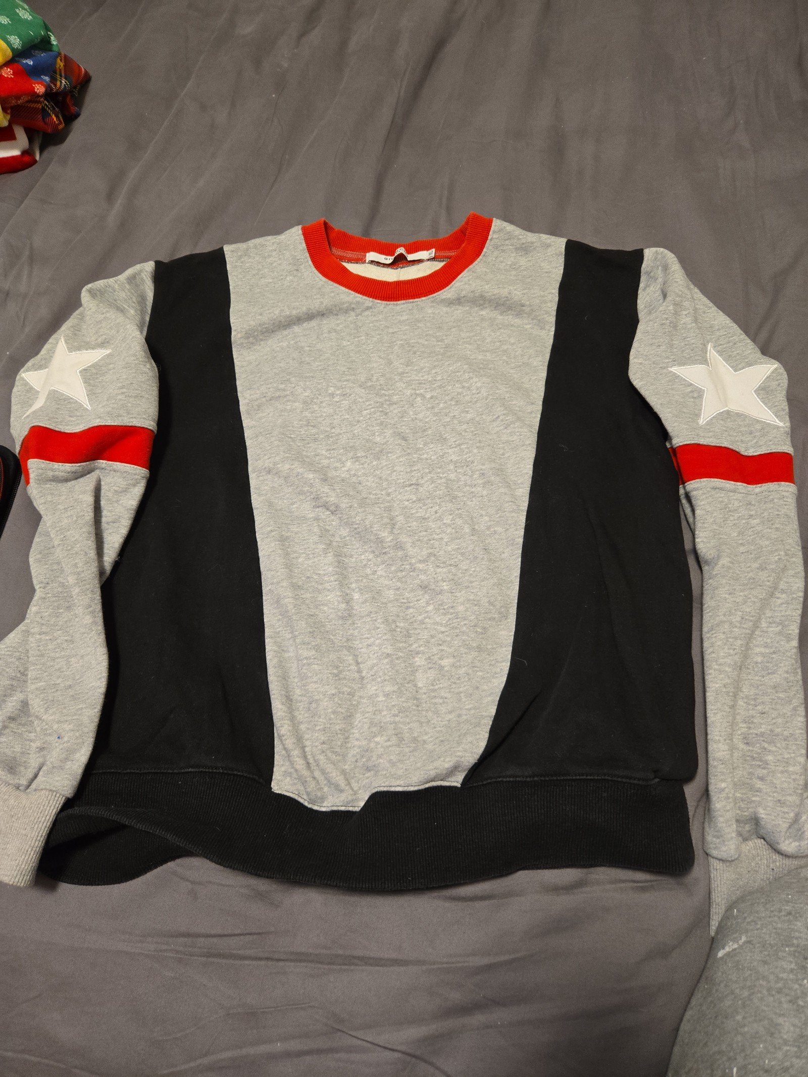 Mens Givenchy Sweater