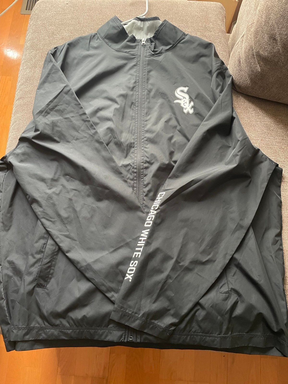 Chicago White Sox Majestic Windbreaker Jacket Size 3XL NEW