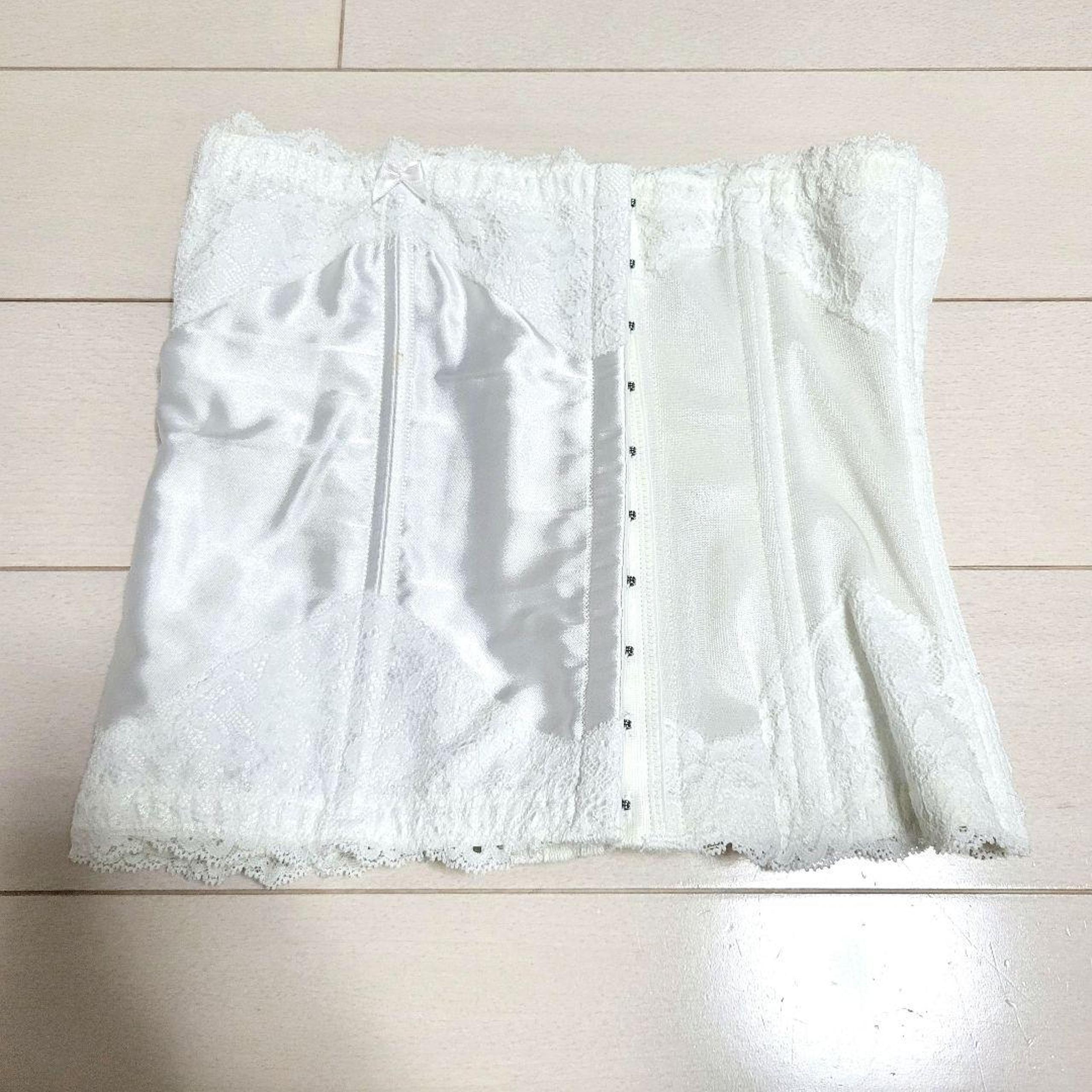 Triumph Bridal Innerwear, Size 64, White