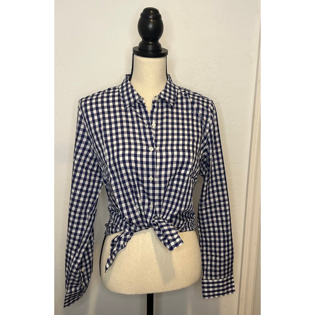 3 NWT women’s untuckit shirt bundle size 12