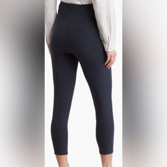 NWT- Eileen Fisher High Waisted Crop Leggings -Size L
