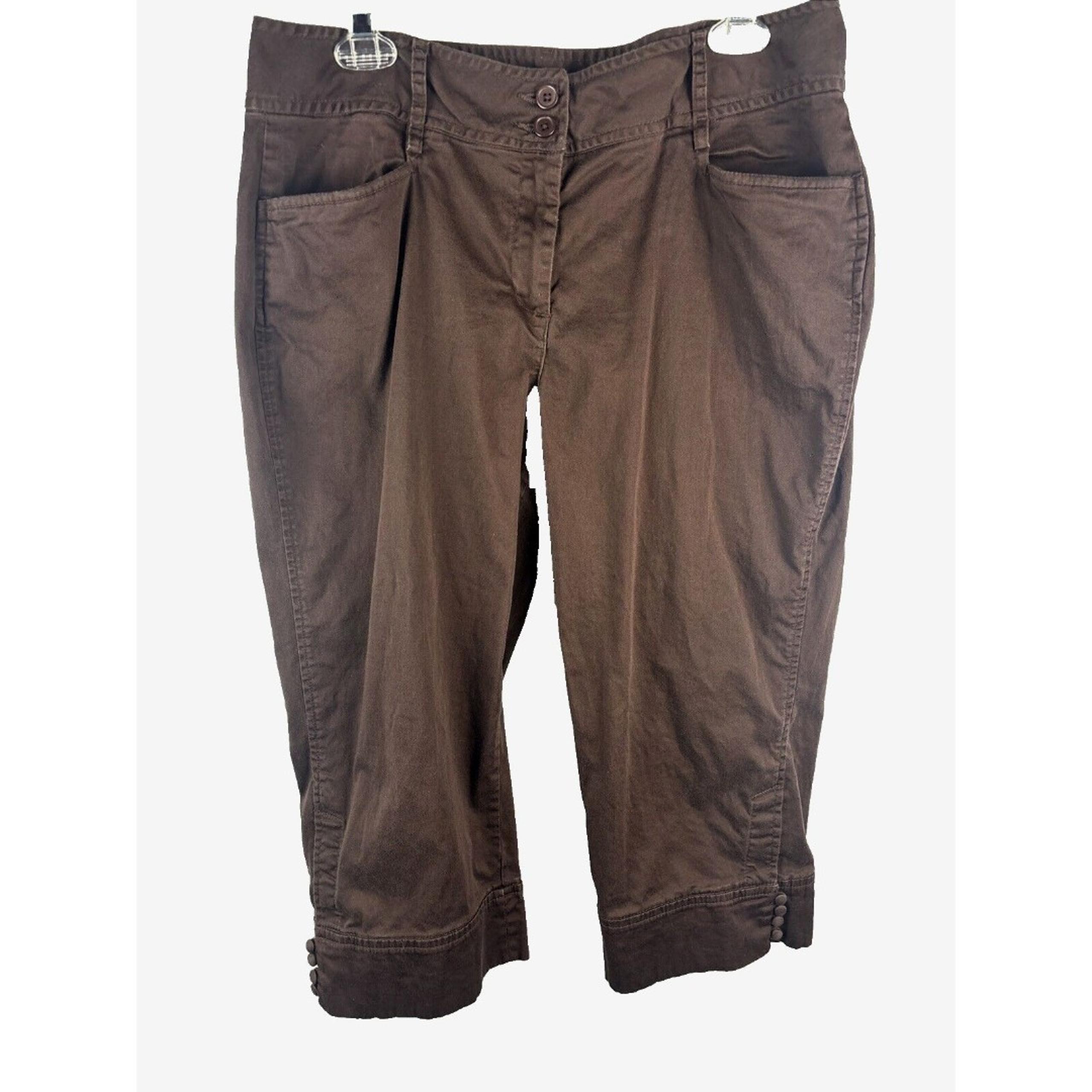 Cato Women’s Capri Pants Size 14  Brown Button Ankles