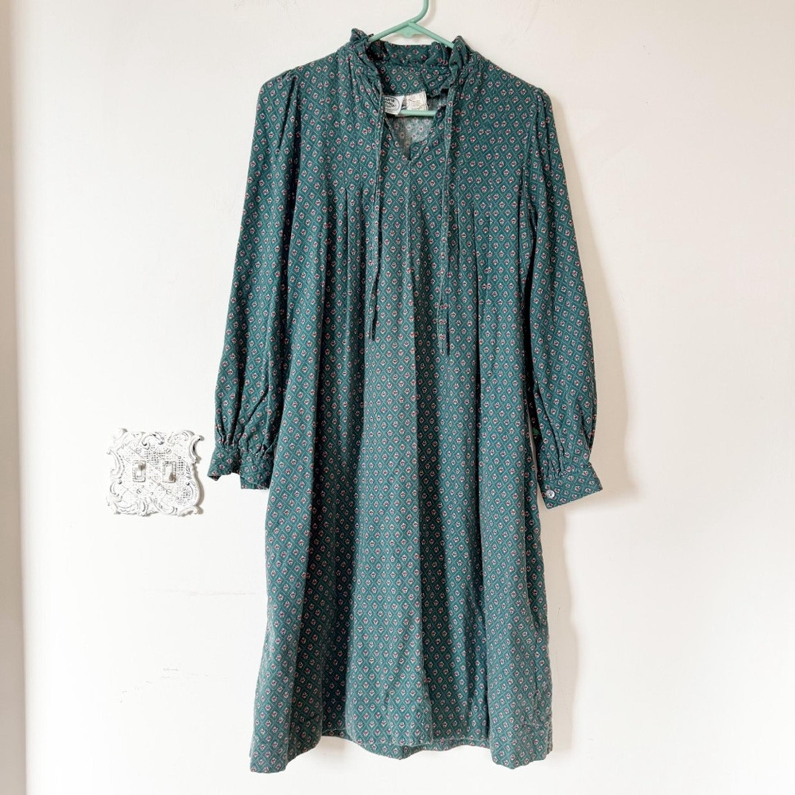 Vintage 80s Laura Ashley Flannel Green Patterned Dress Pockets 10