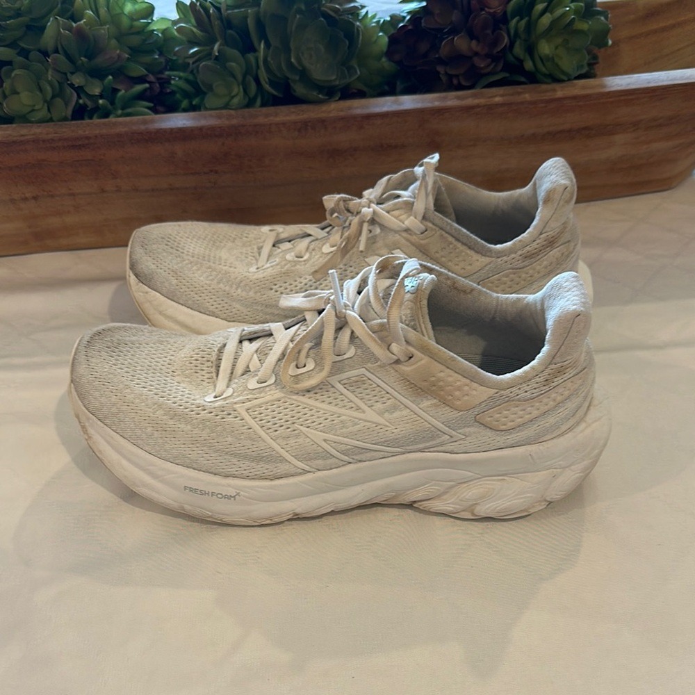 New Balance Fresh Foam X 1080v13 Running Sneakers women's size 8.5
