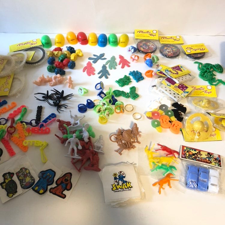 Vintage lot party favors pinata filler