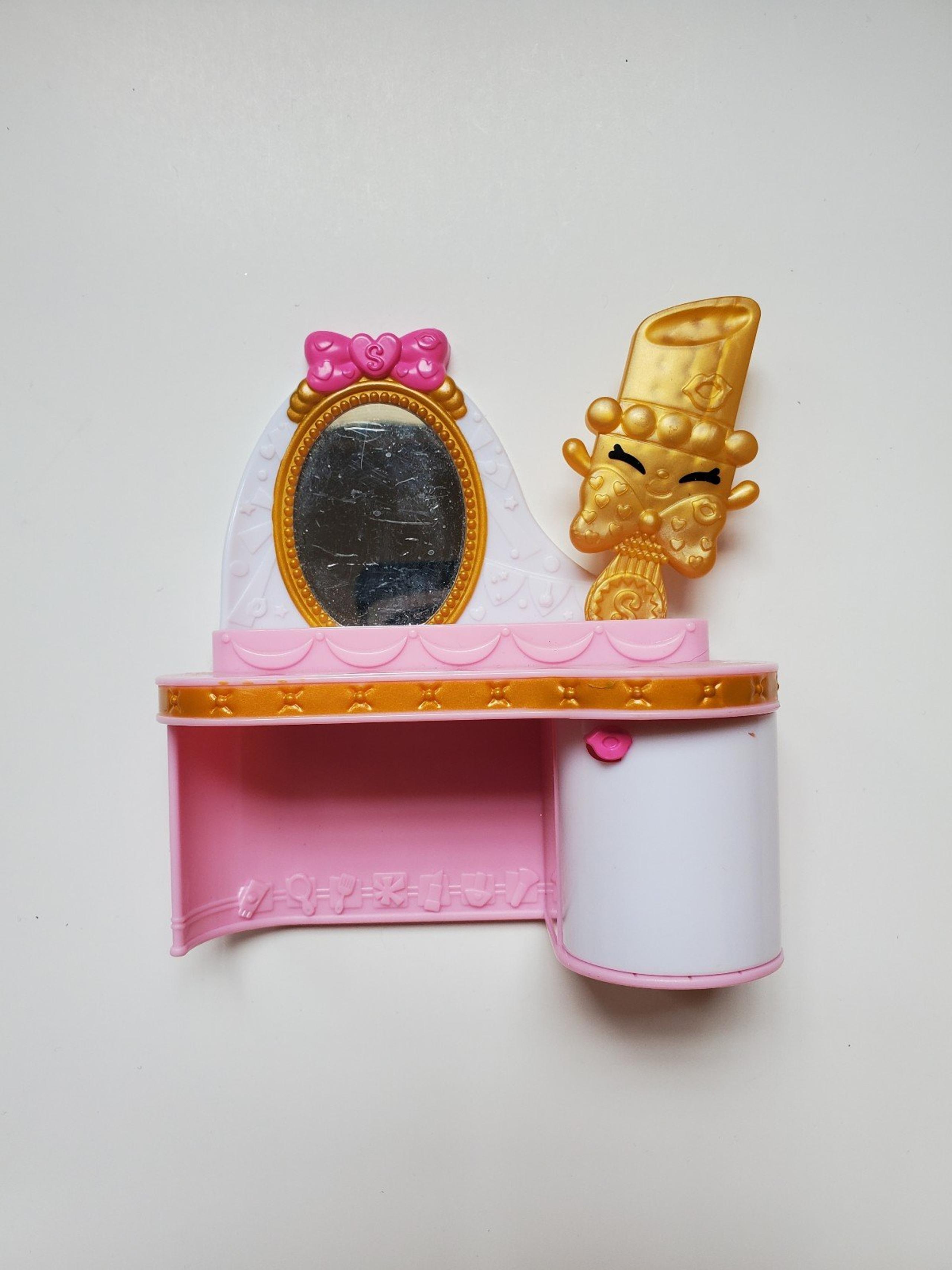 Shopkins toy makeup vanity mirror table