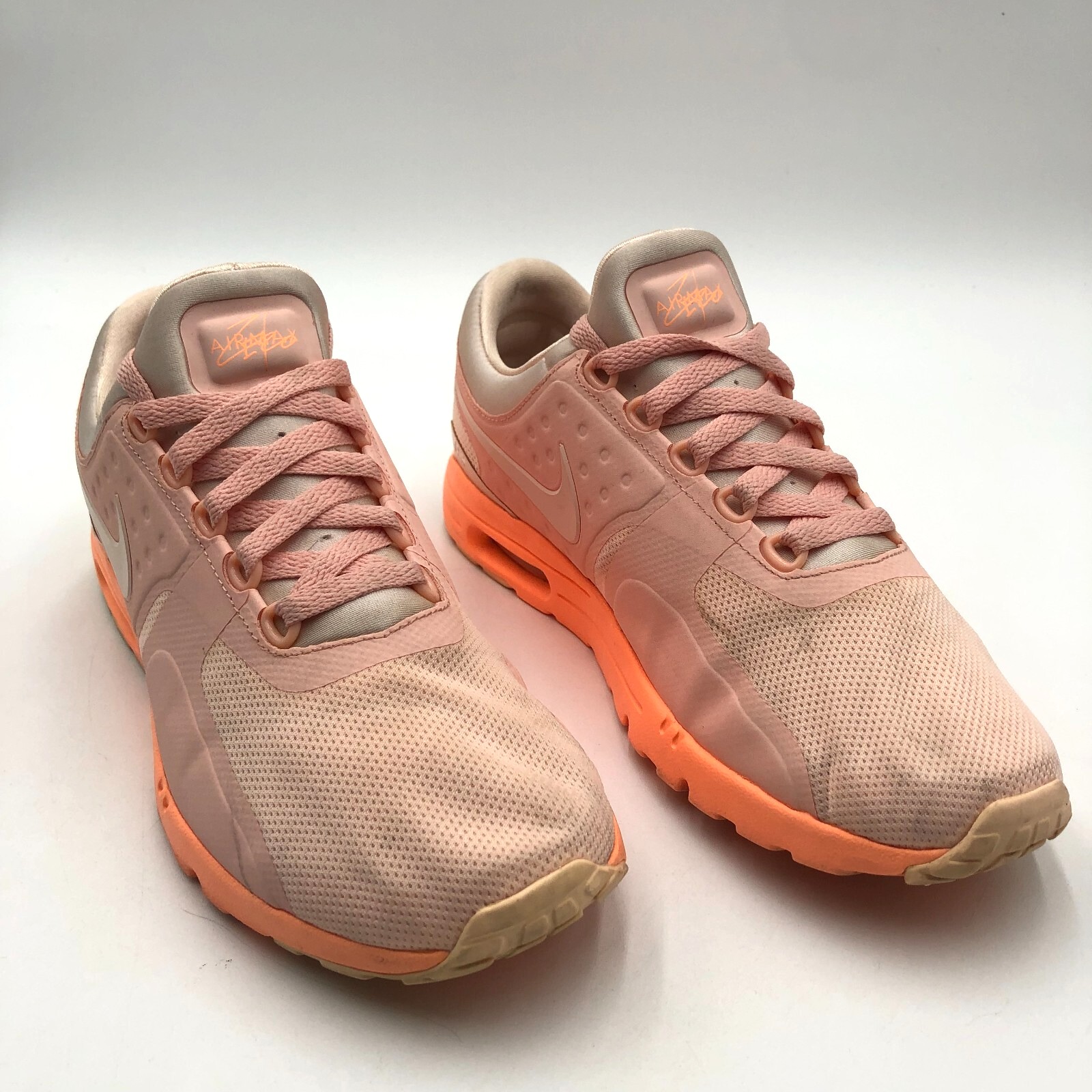 Nike Air Max Zero Women's Size 9 Pink 857661-601