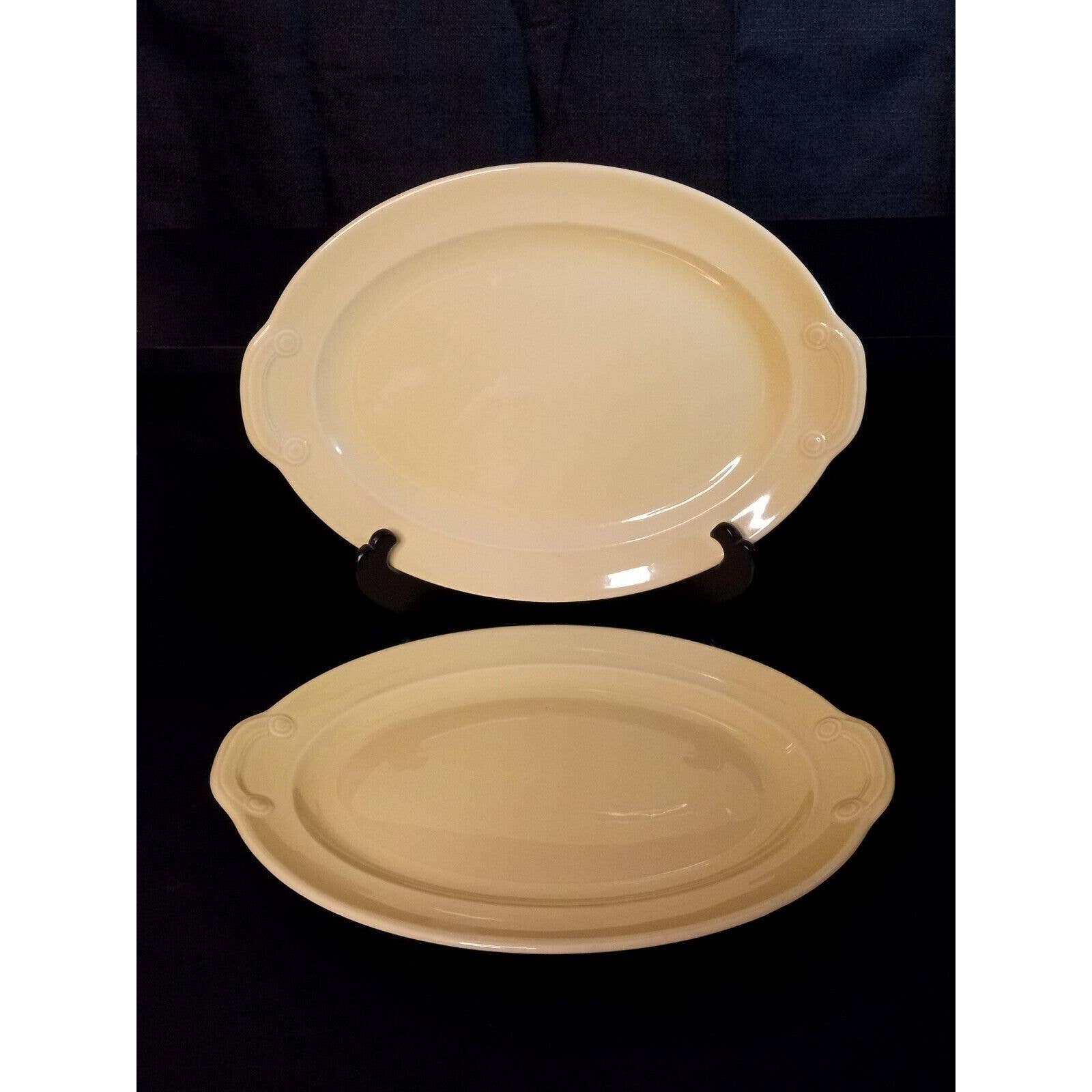 LuRay Pastels Pastel TST Taylor Smith Taylor yellow Oval Platter 12 inch plates