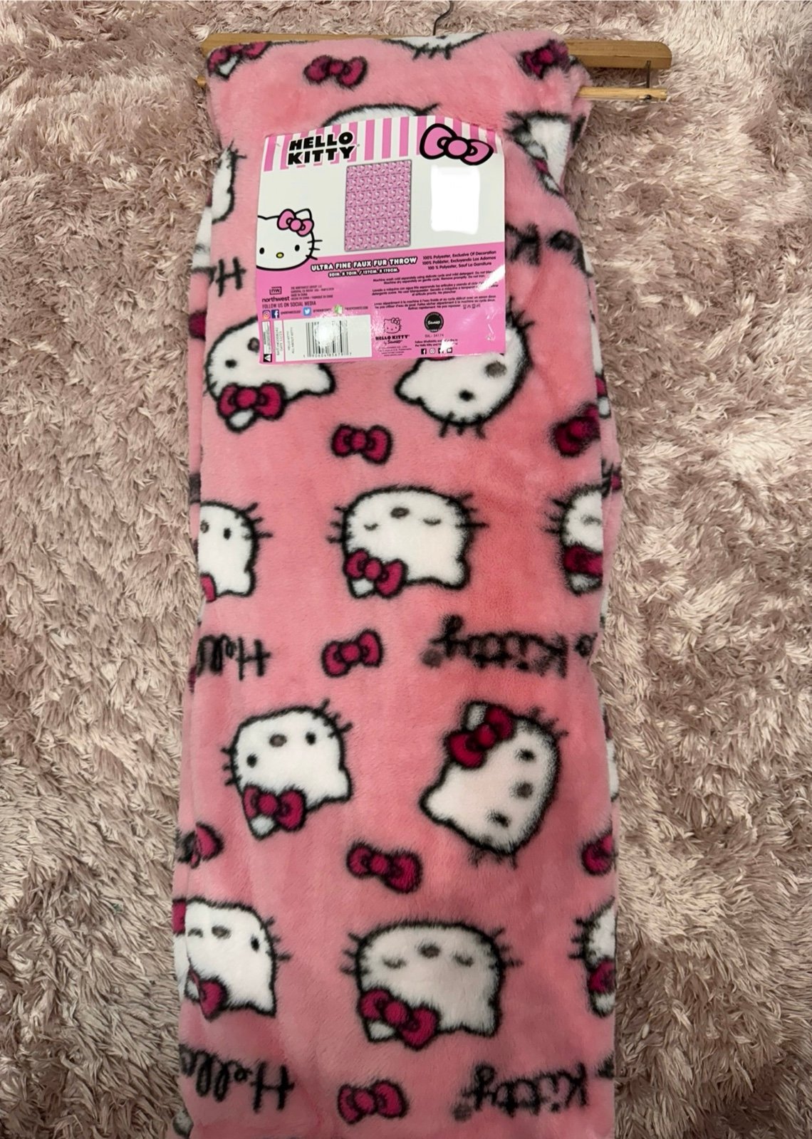 Hello Kitty throw blanket