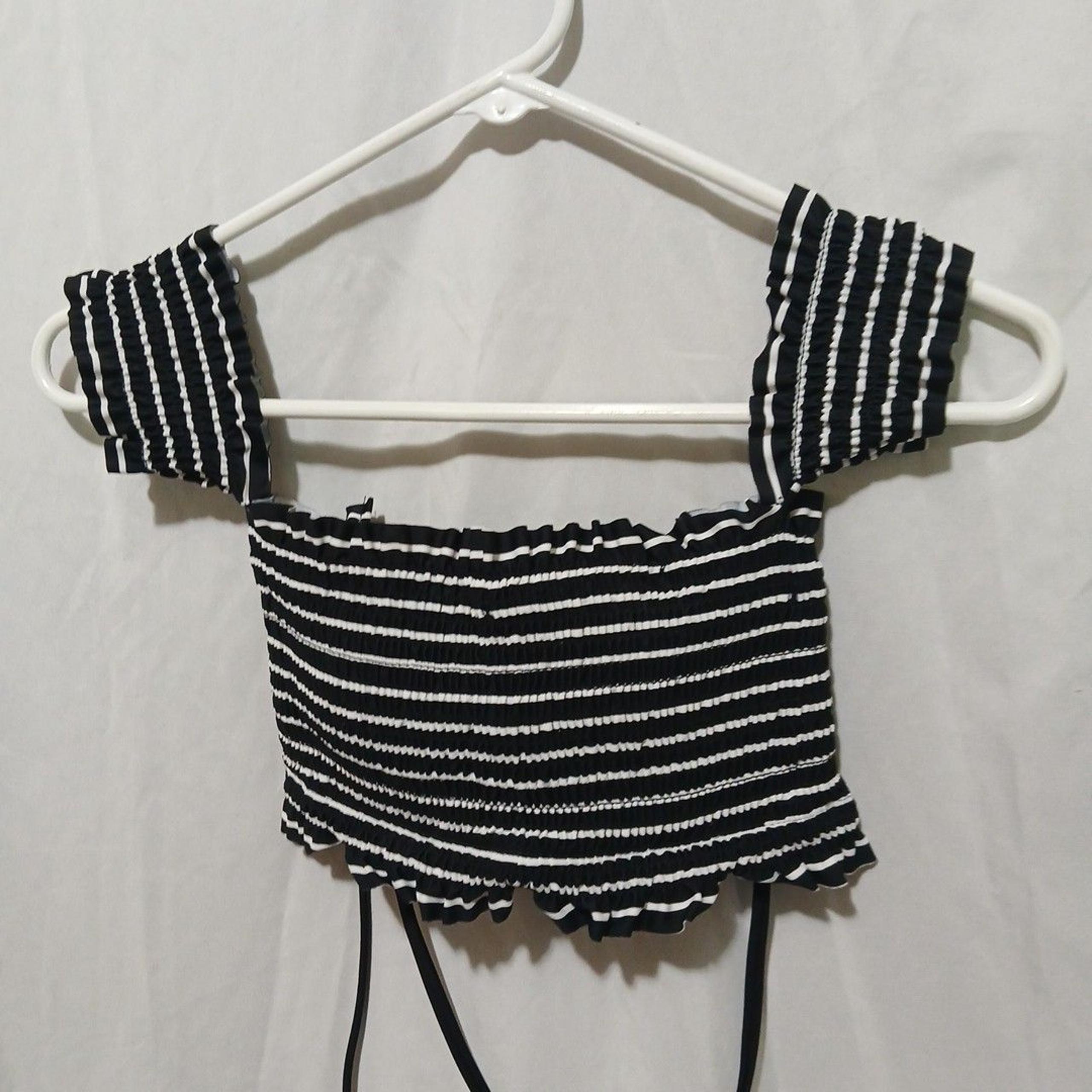 Womens Size Small Xhilaration Halter Top Grudge  Emo Goth Skater