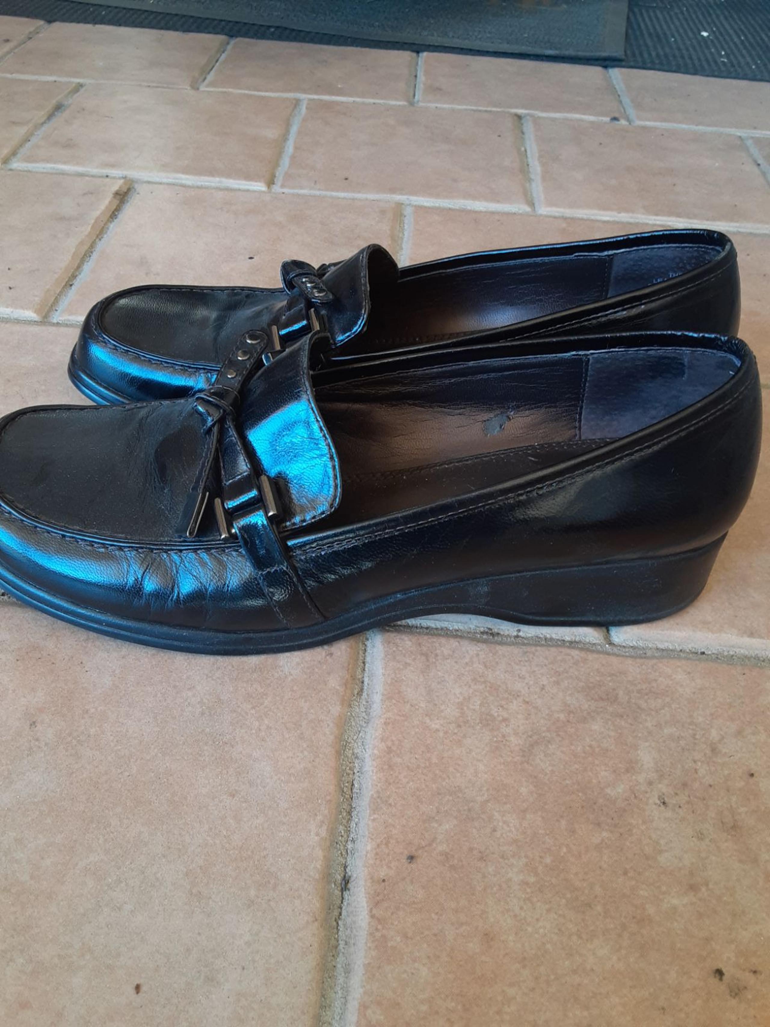 Ladies Liz Claiborne Shoes