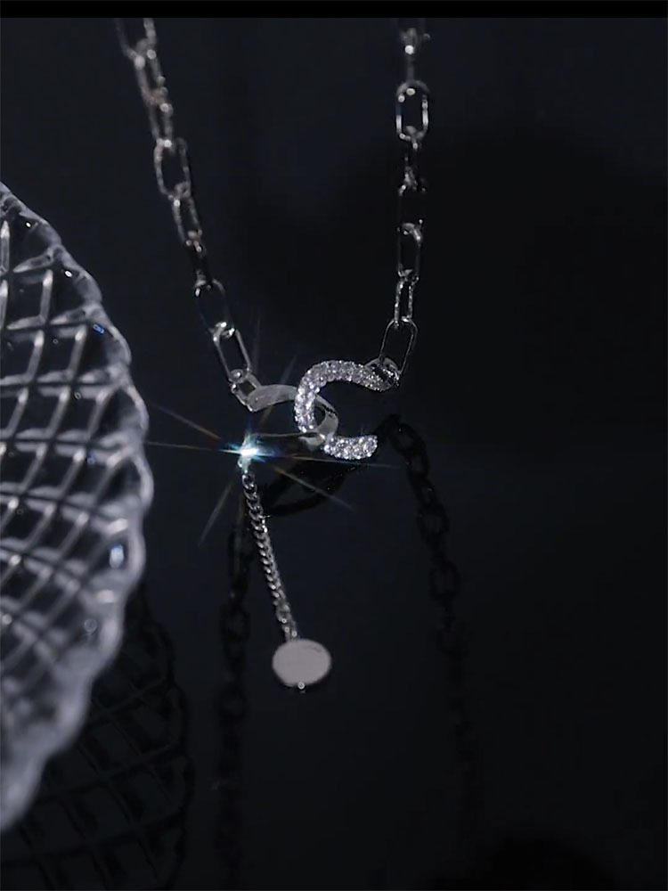 Titanium steel necklace INS hip hop long sweater chain 2022 new women cold
