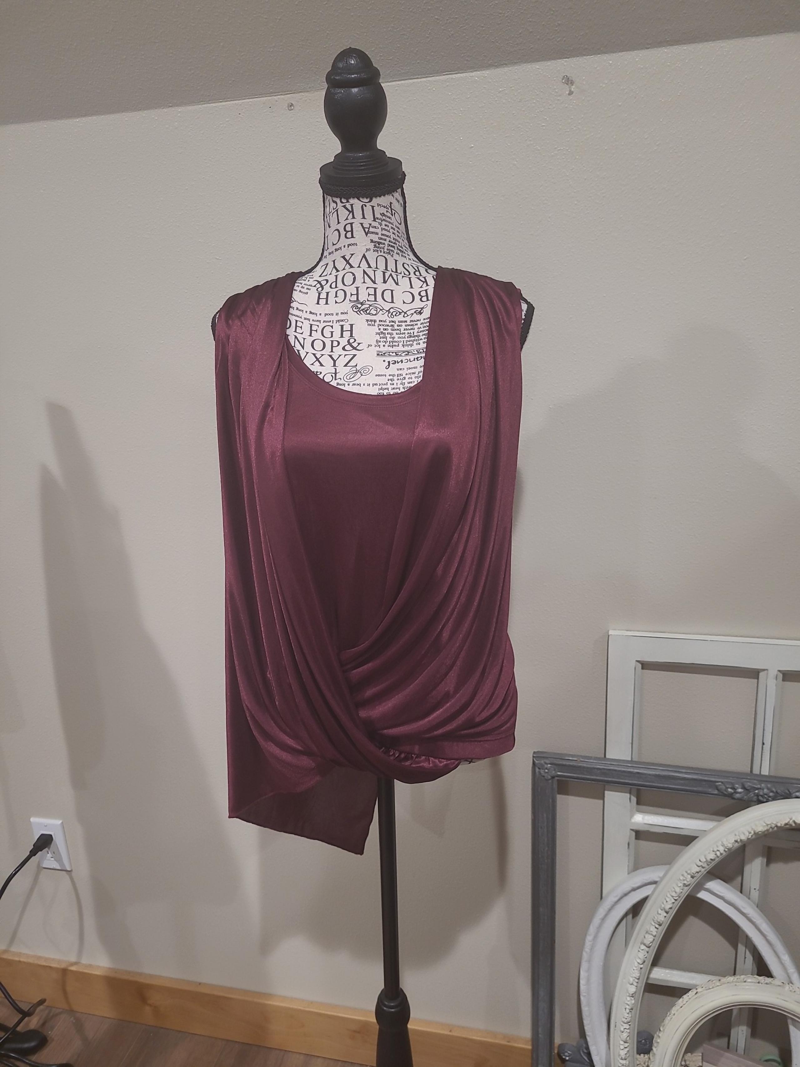 Harlowe and Graham Women's SZ S burgandy blouse festive holiday asymmetrical top