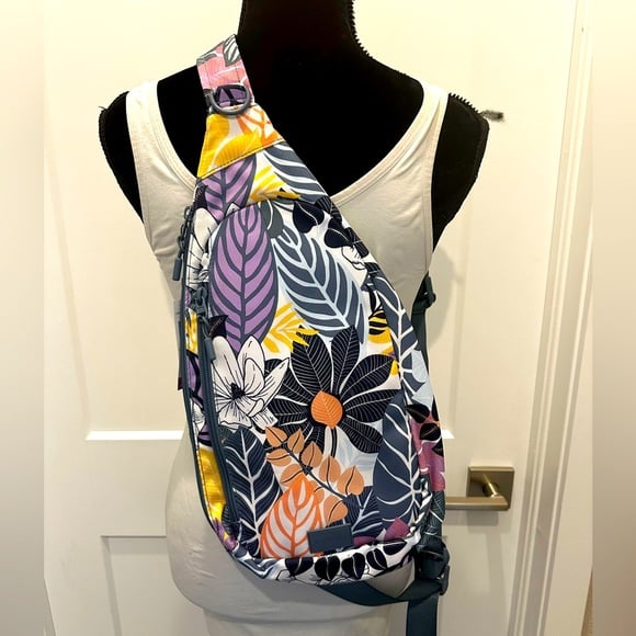 Vera Bradley Lighten Up Essential Sling Backpack NWT