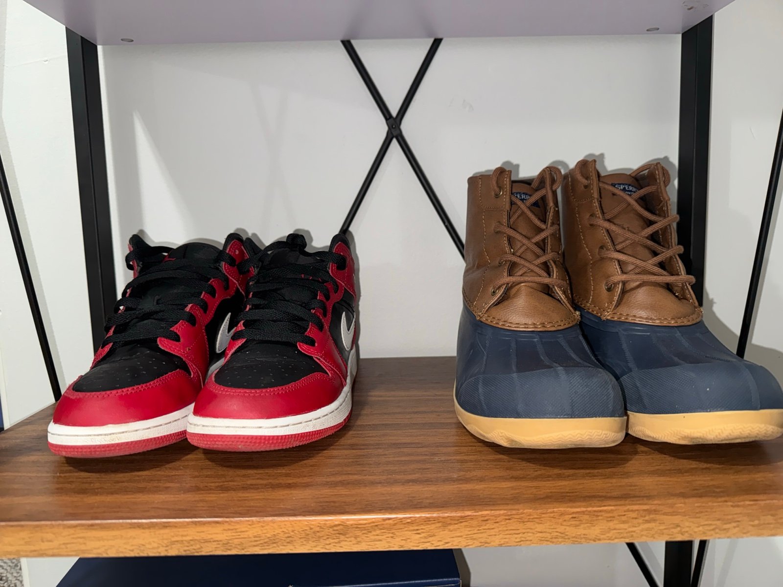 Youth 5Y Jordan 1 Black/Red Sperry Boot Blue/Brown