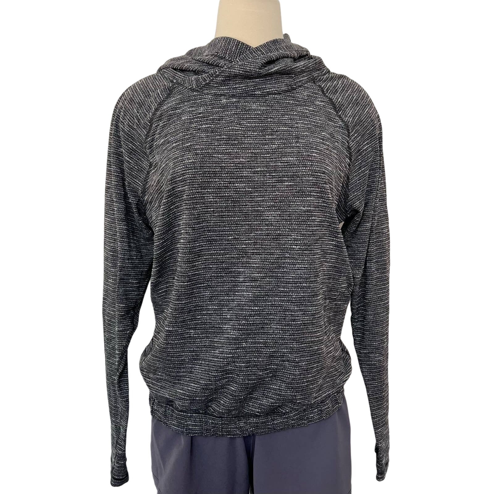 Lululemon Healthy Heart Pullover in Coco Pique Black White | Size: 8