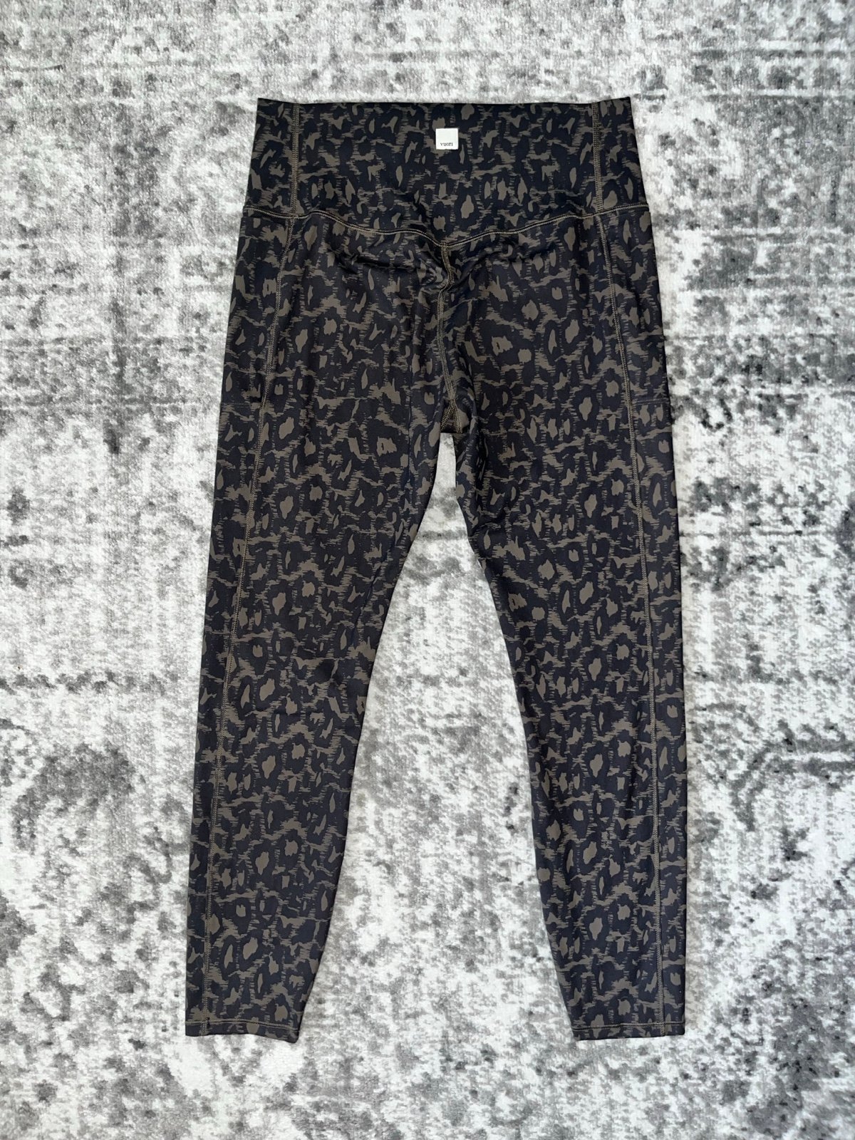 Vuori Studio Pocket Legging