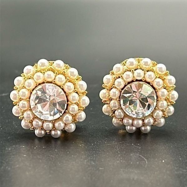 VTG Kenneth Jay Lane Large Gold Rhinestone Pearl Round Clip On Earrings