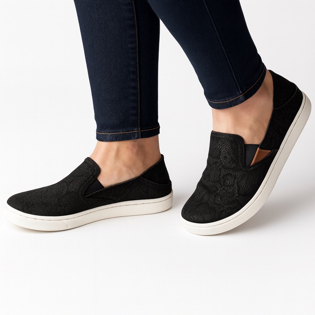 Olukai Pehuea Black Snake Print Suede Slip-On Loafers Size 7.5