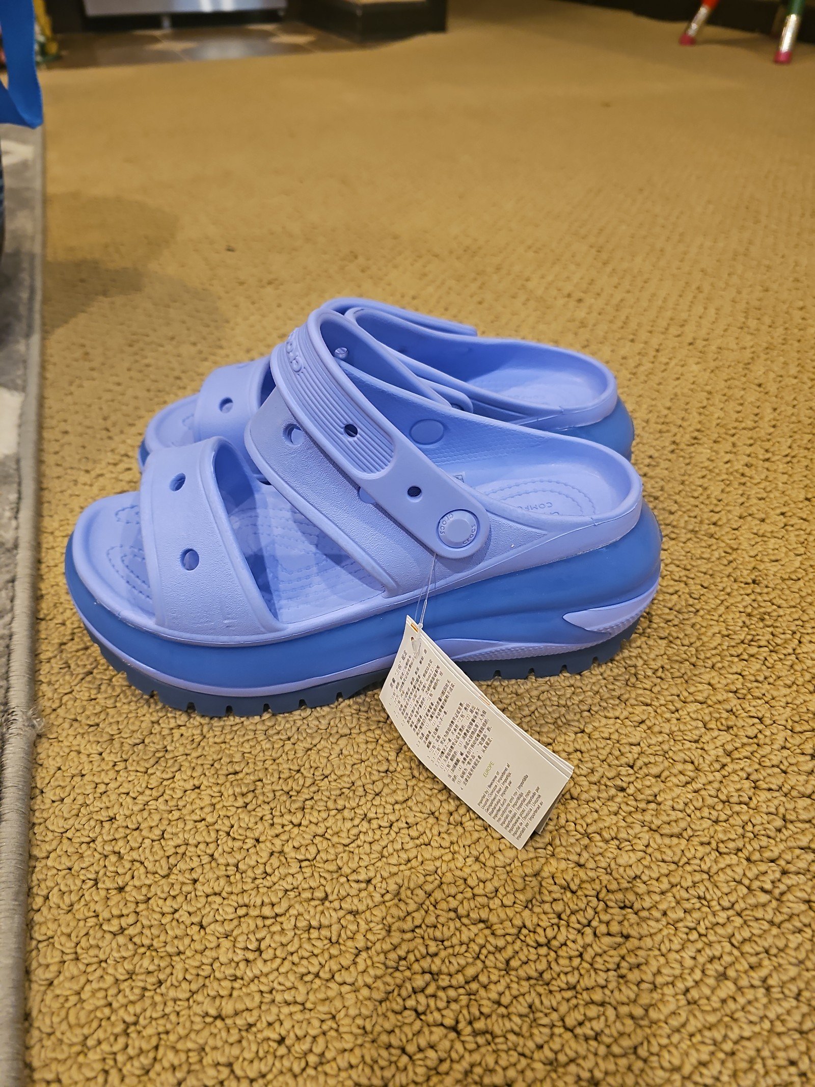 Mea crush lavander Crocs classic size womens 8