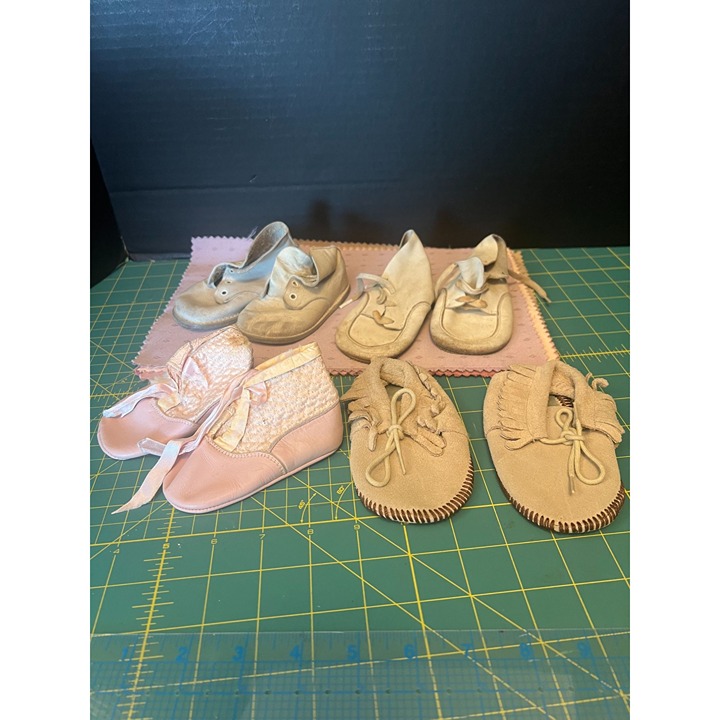 Vintage Baby Booties Lot 4 Pairs Mixed Styles Material Moccassin, Pink, Leather