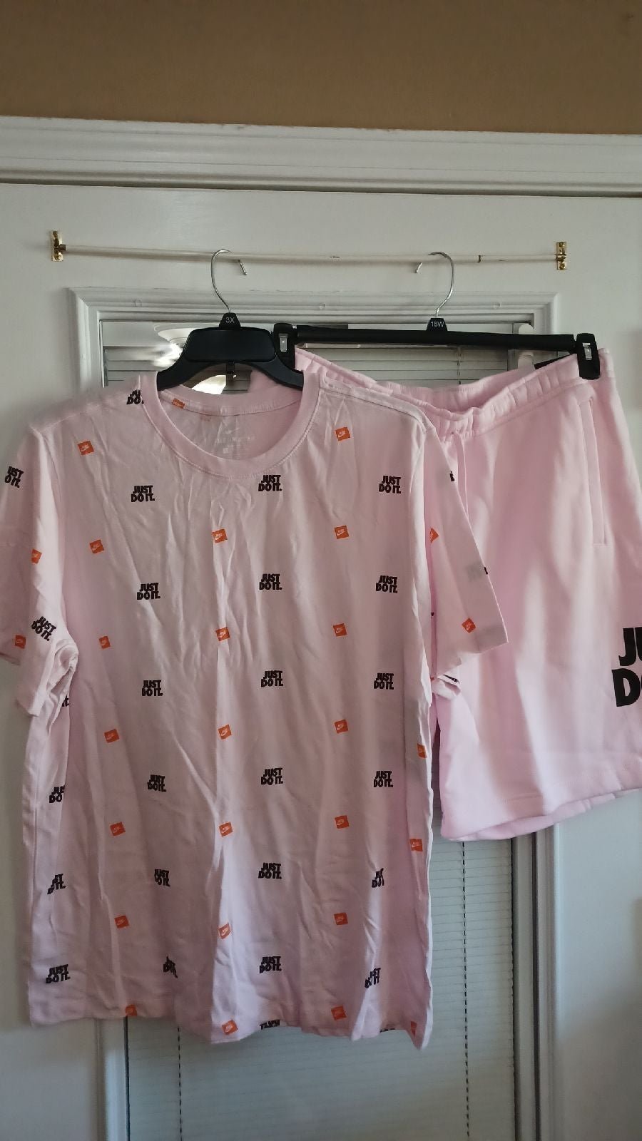 NWT NIKE SIZE XL JUST DO IT PINK SHORT SET