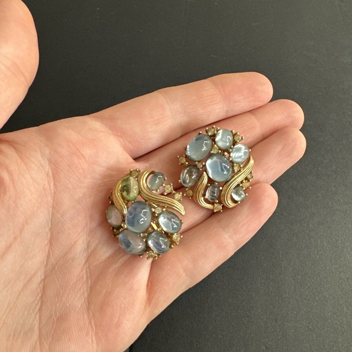 Vtg. Trifari Alfred Philippe “Reflections” 1950’s Cabochon Clip Earrings