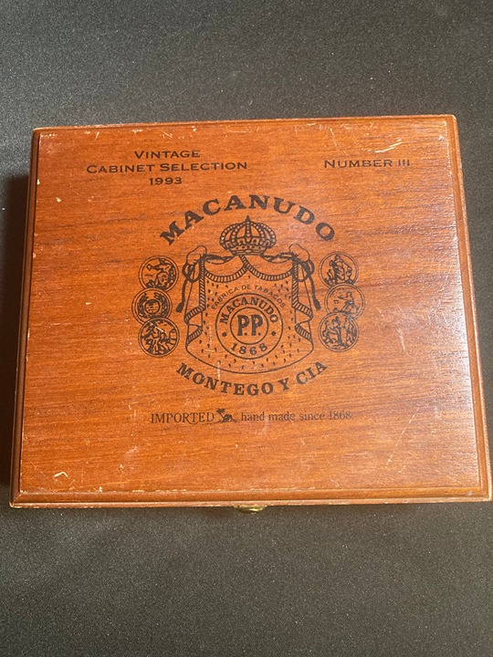 Vintage Cabinet Selection 1993 Number IIl Macanudo Montego Y Cia Cigar Box