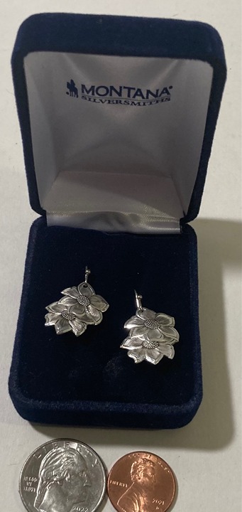 Vintage Metal Montana Silversmiths Silver Double Leafs, Leaves, Earring Set