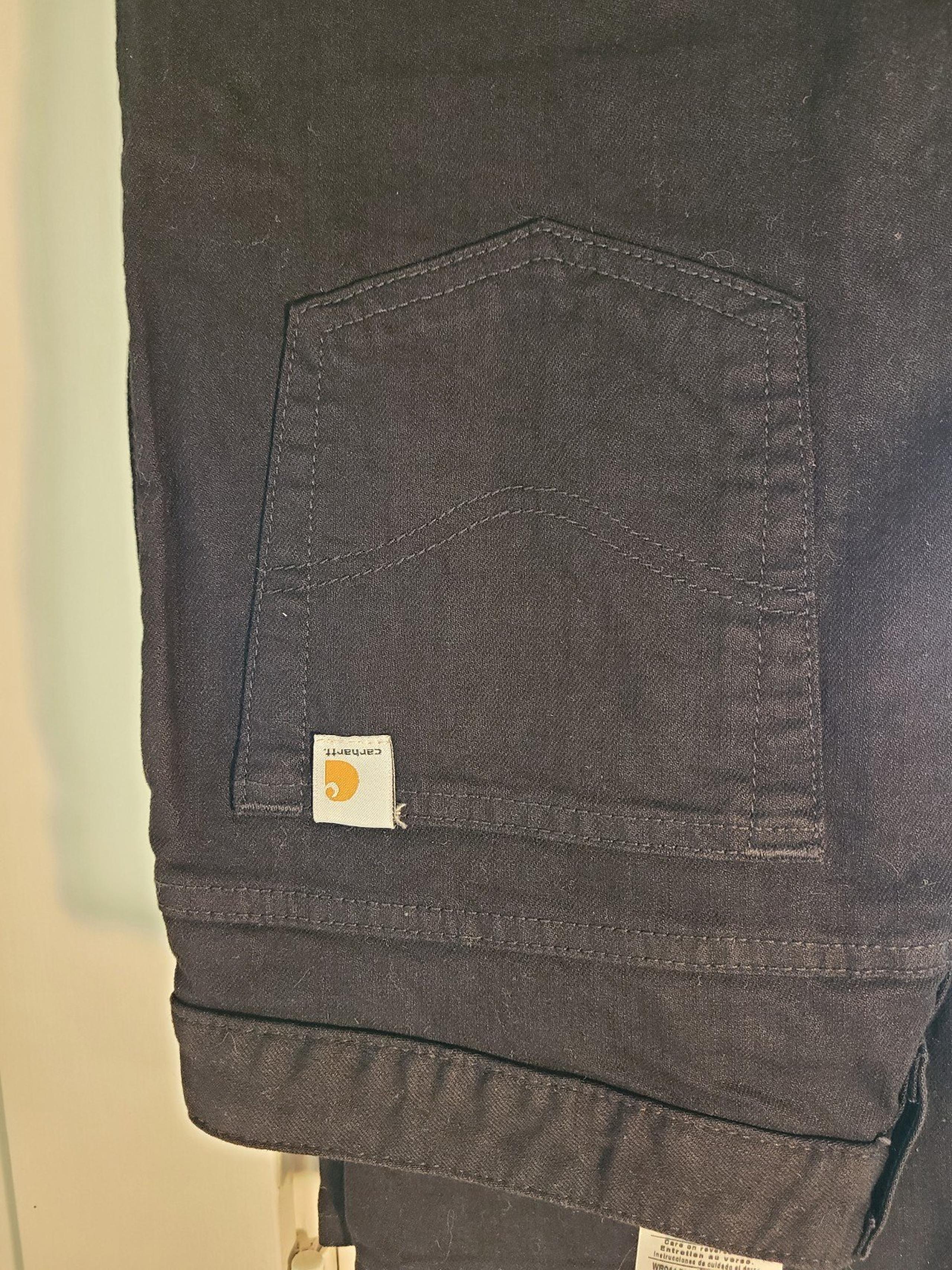 Carhartt black jeans women size 10/32