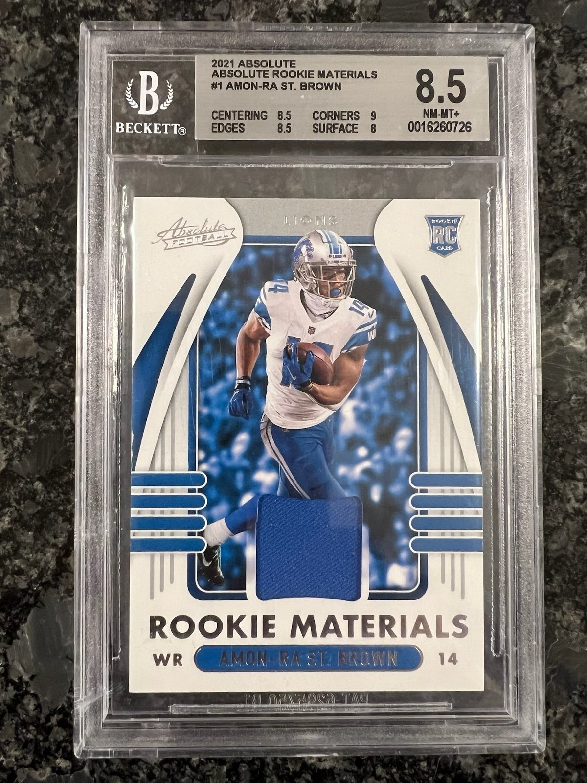 Amon RA St. Brown Rookie NM-MT 8.5