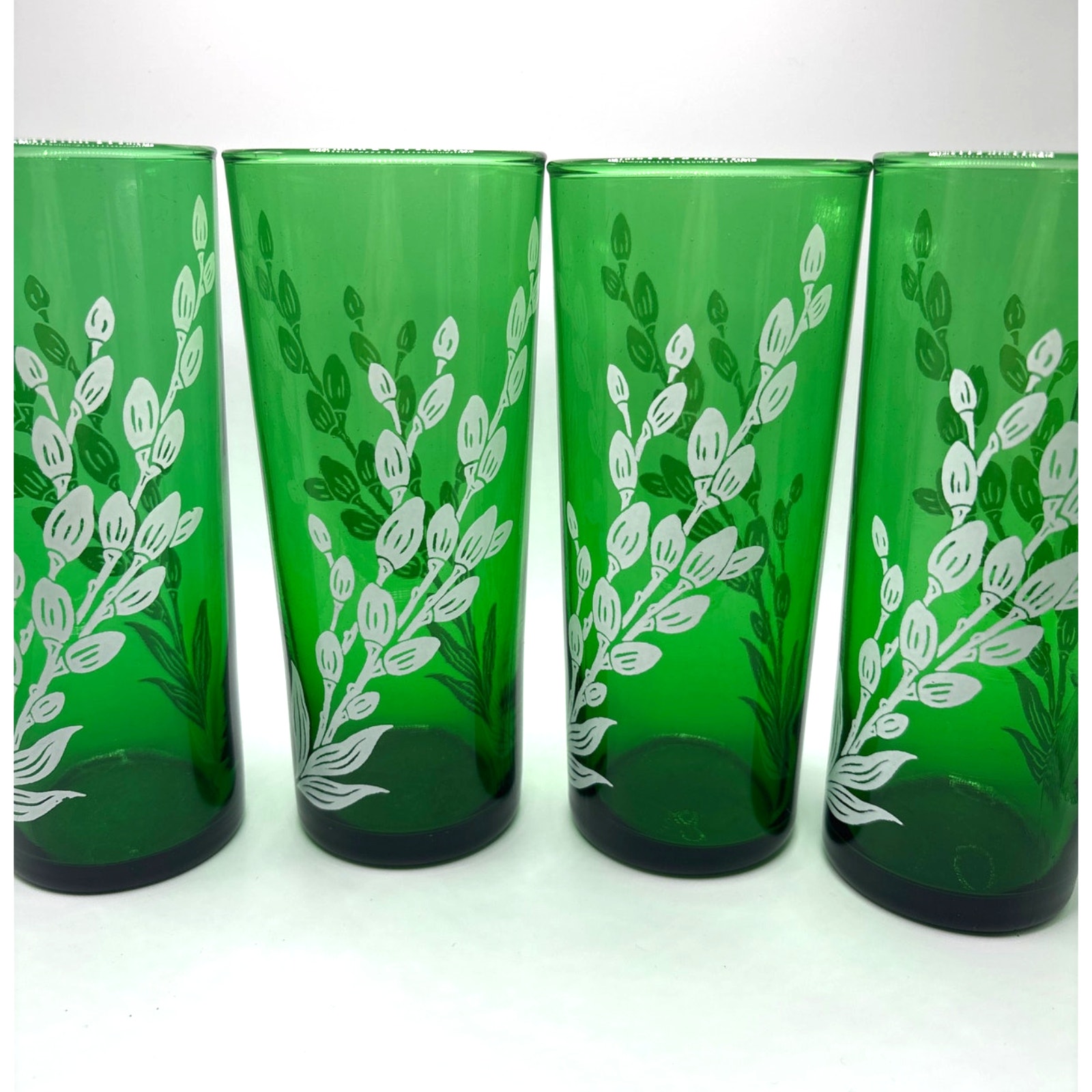 Anchor Hocking Forest Green /White Plant Buds Set of Four 16 Oz. Tumblers