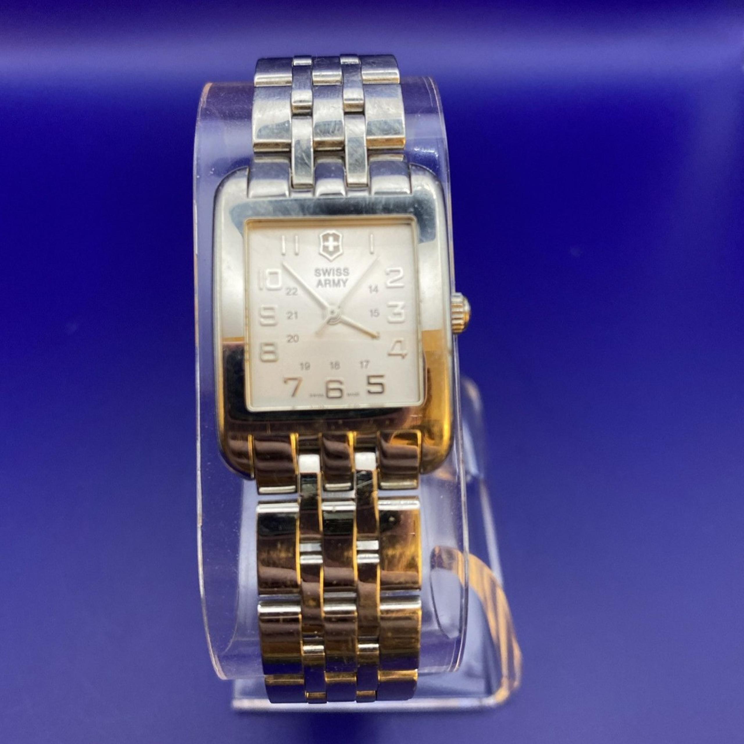 Swiss Army Victorinox Ladies Silver Watch New Battery